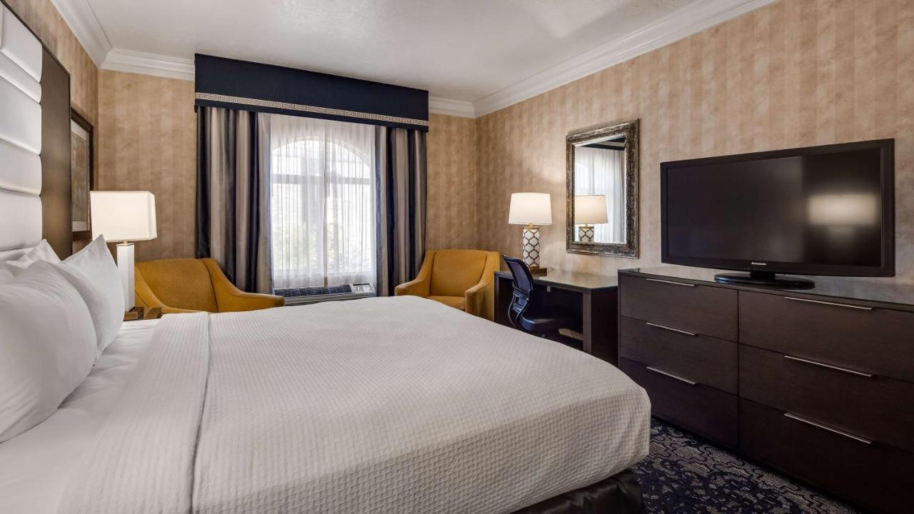 | Best Western Plus Abbey Inn