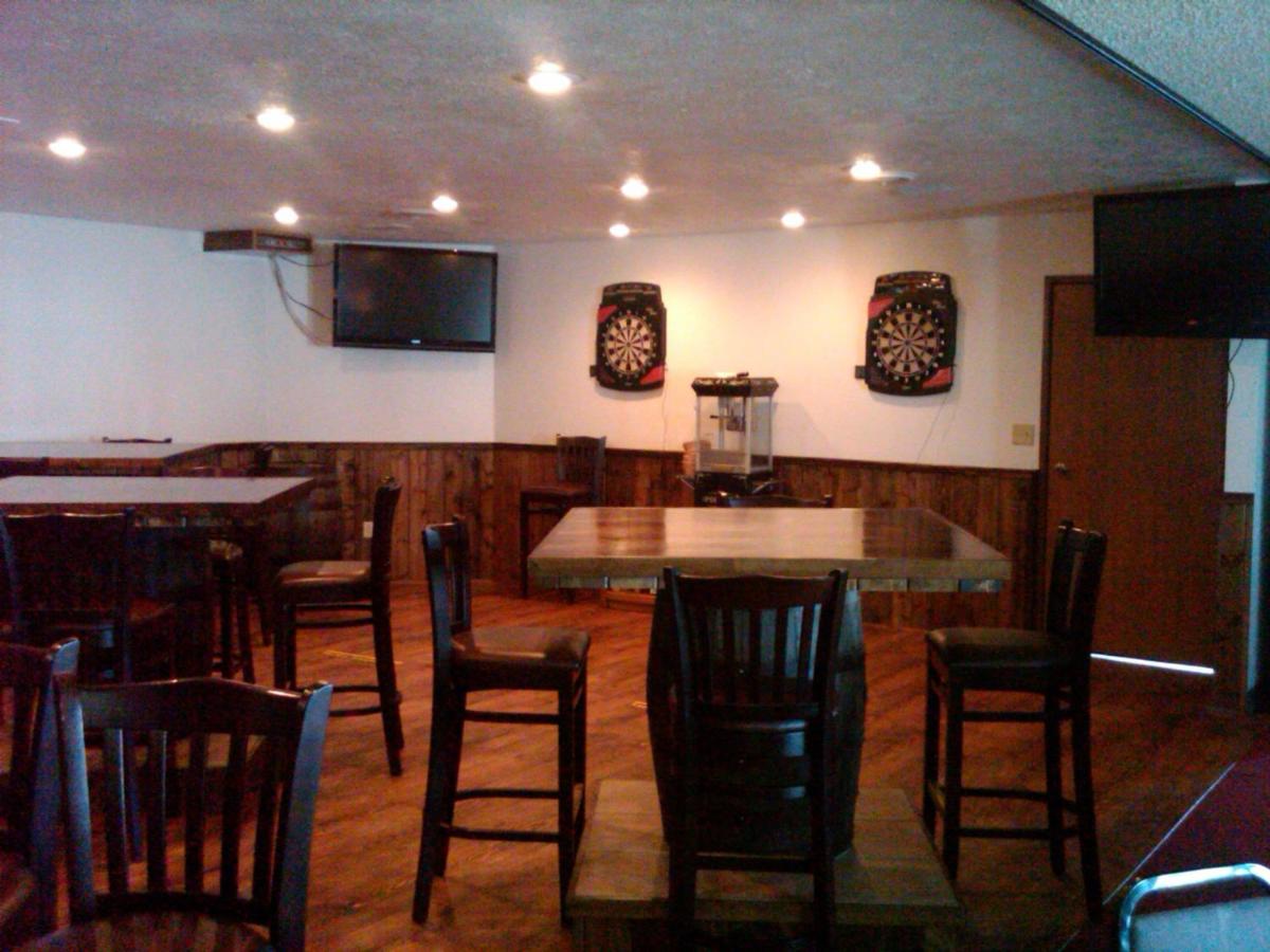 | Boarders Inn & Suites by Cobblestone Hotels - Munising