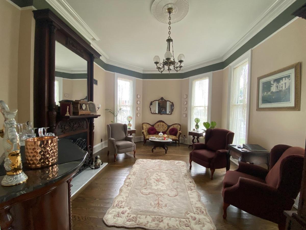 | Belle Louise Historic Guest House