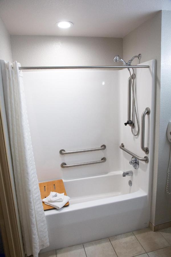 Deluxe Queen Room with Two Queen Beds - Disability Access - Non-Smoking at Microtel Inn & Suites by Wyndham Searcy