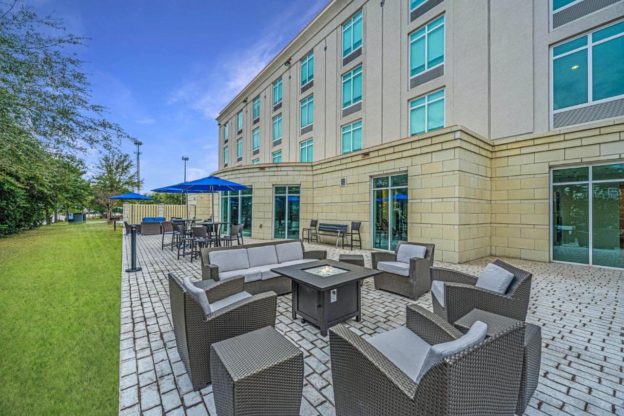  | Holiday Inn Express and Suites North Charleston, an IHG Hotel