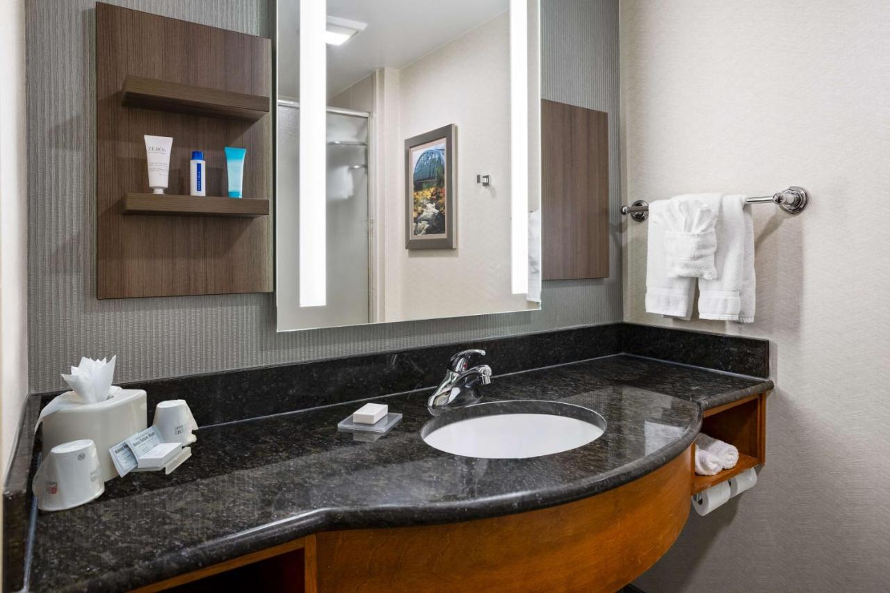 | Hilton Garden Inn Milford
