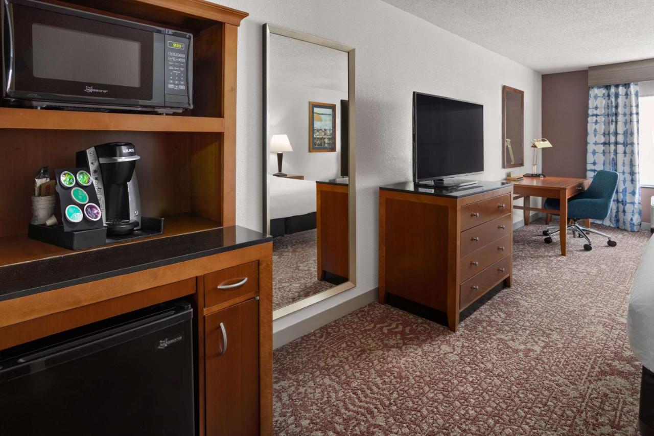 | Hilton Garden Inn Milford