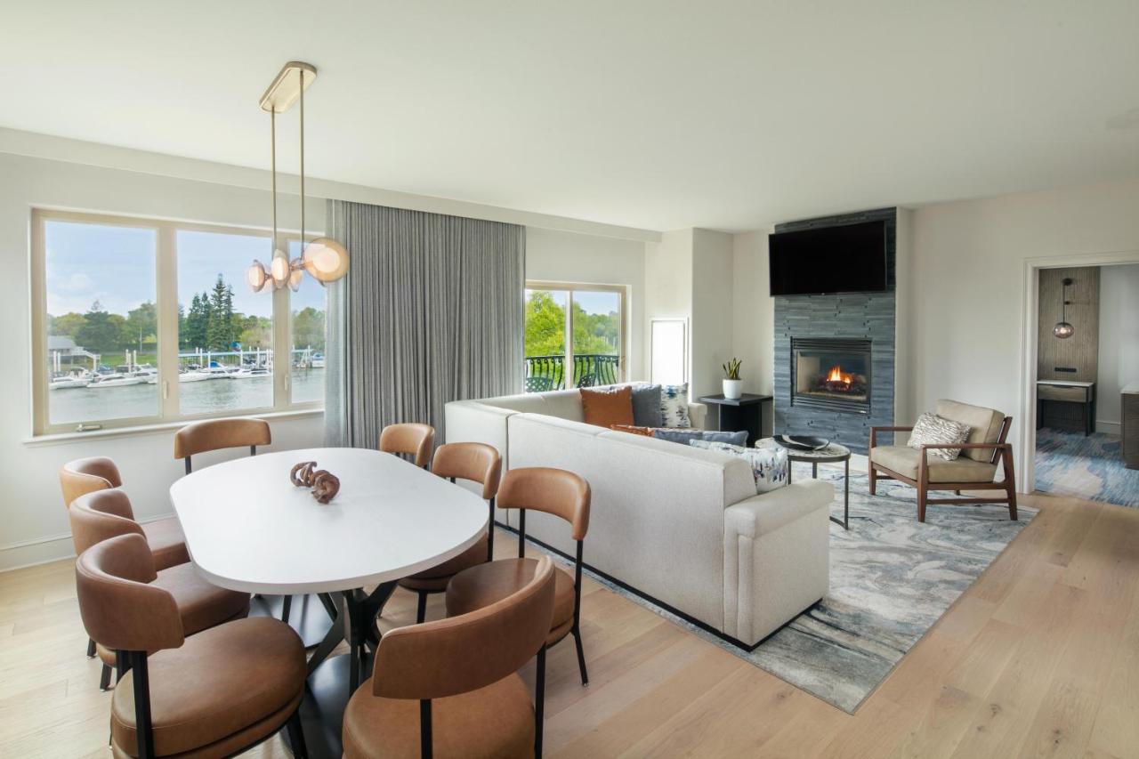 Presidential Suite at The Westin Sacramento Hotel & Marina
