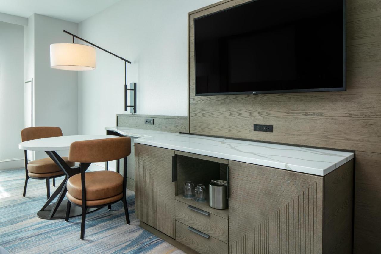 | The Westin Sacramento
