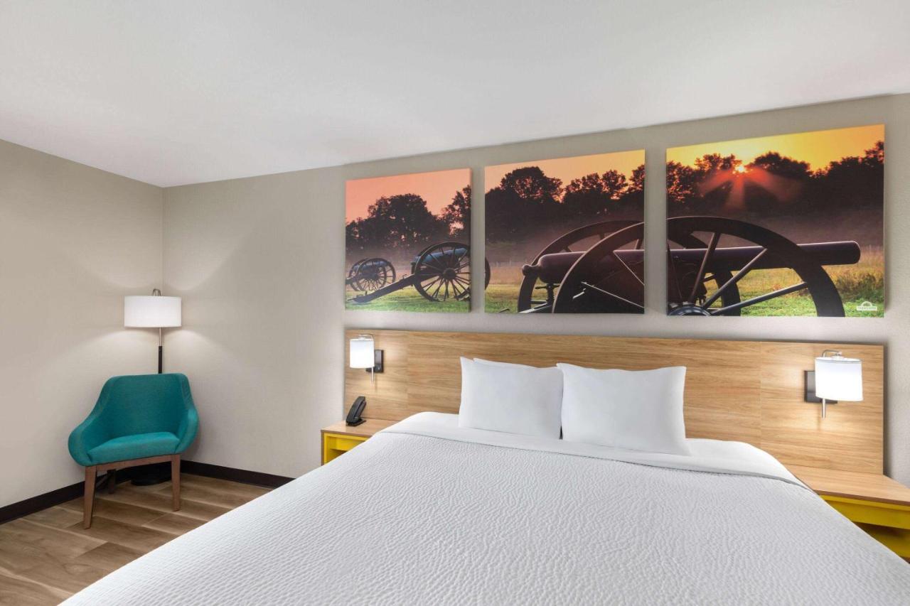 | Days Inn by Wyndham Chattanooga Lookout Mountain West
