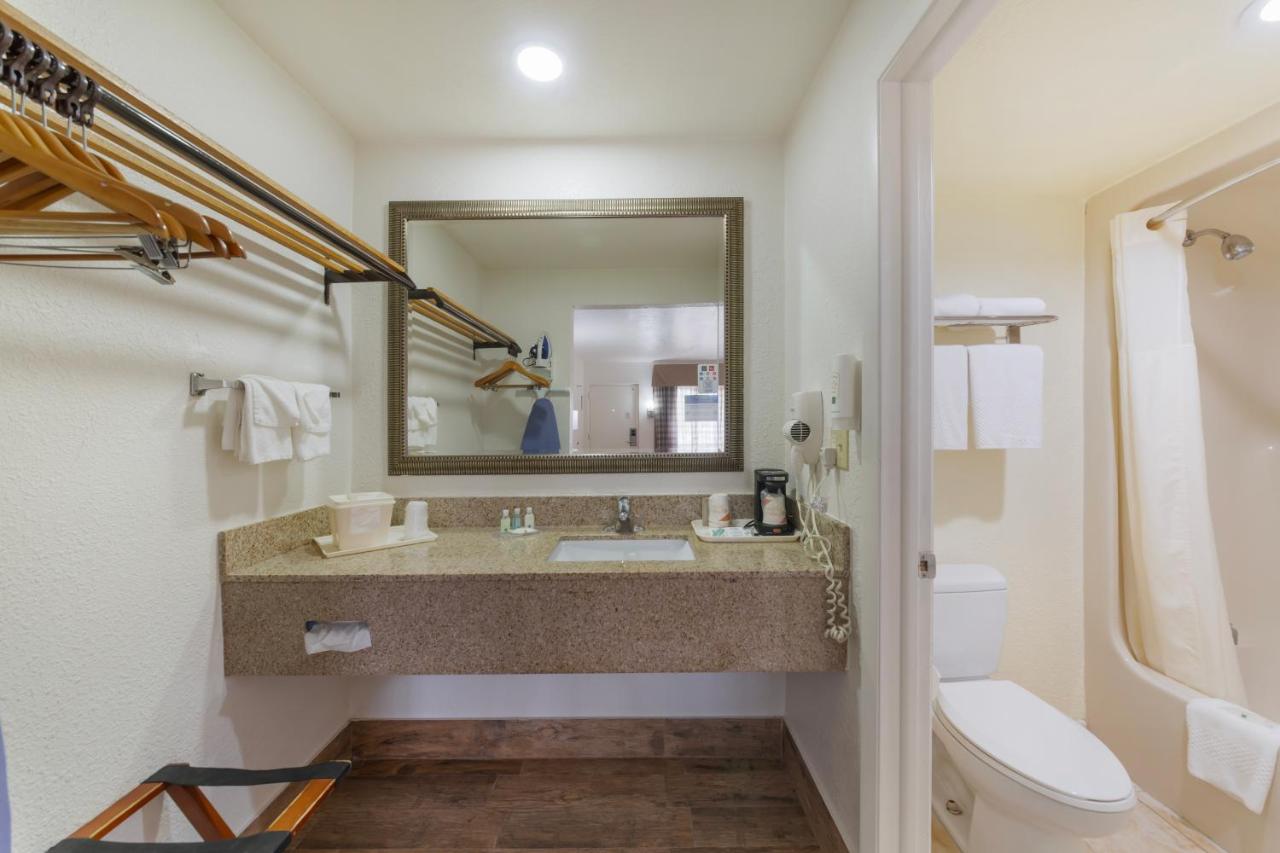 Queen Room with Two Queen Beds - Non-Smoking - Exterior Corridor at Quality Inn Florida City - Gateway to the Keys