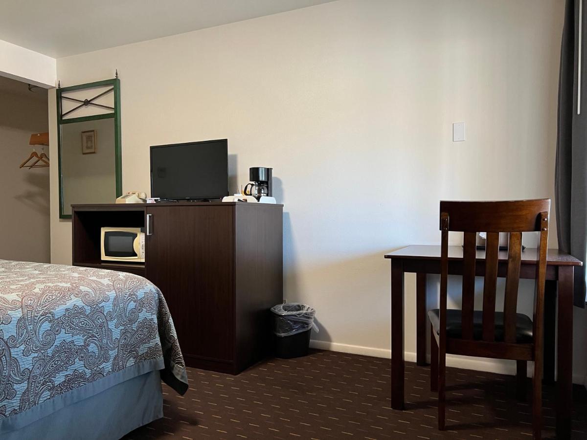 | Port Townsend Inn