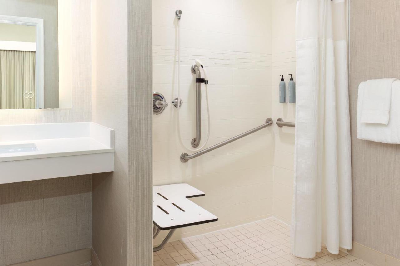 One-Bedroom Suite with Sofa Bed at Residence Inn Columbus Polaris