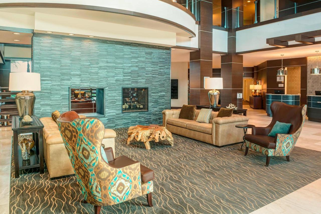  | Sheraton Mesa Hotel at Wrigleyville West