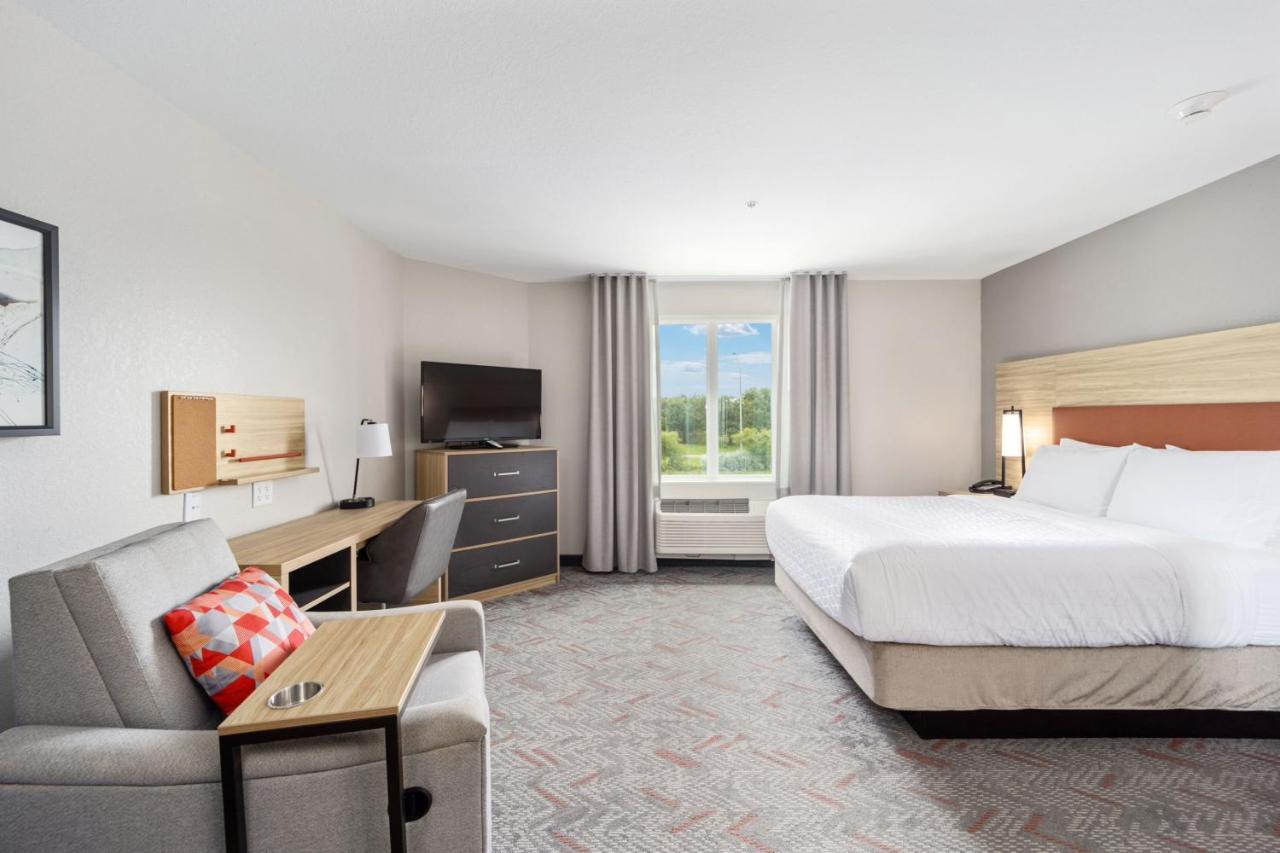 Queen Studio Suite - Non-Smoking at Candlewood Suites Ocala I-75 by IHG