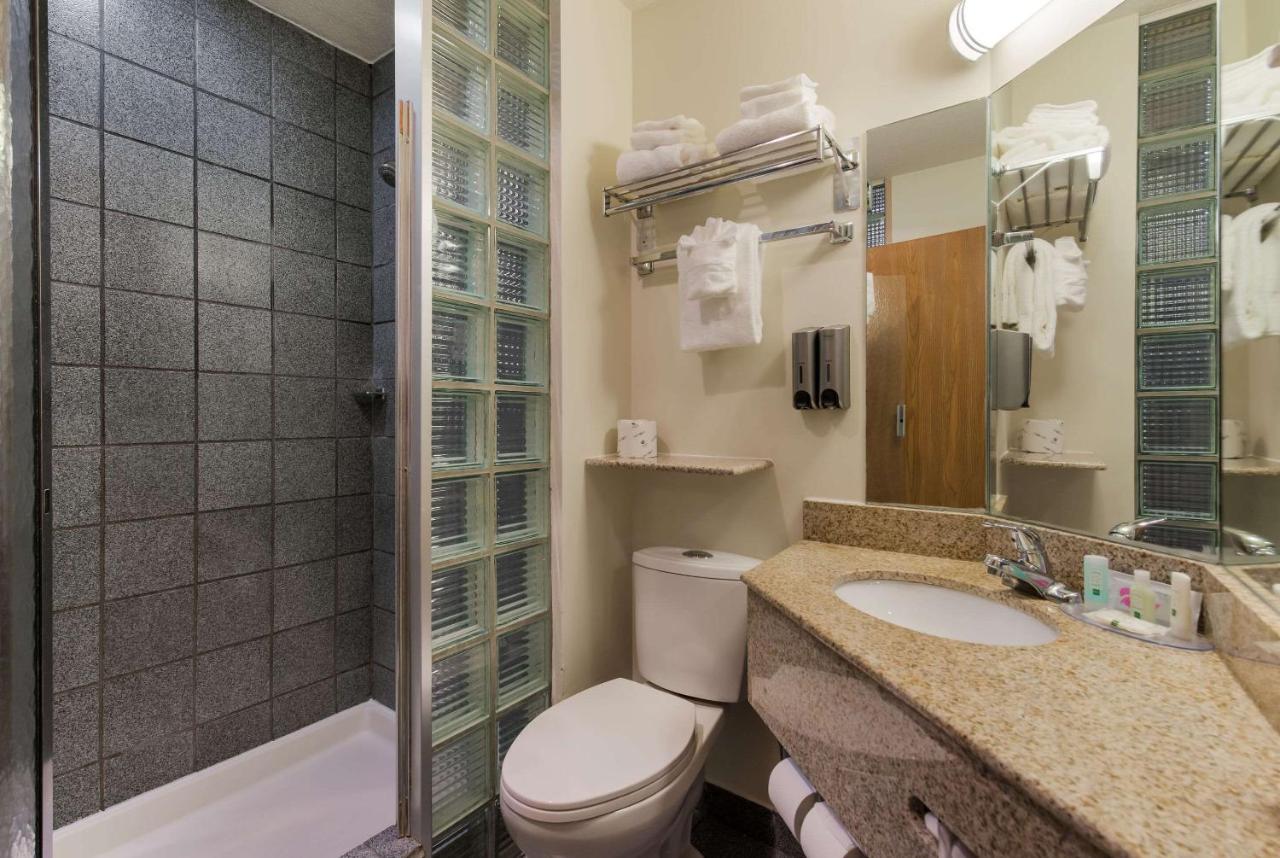 Superior King Room - Non-Smoking at Quality Inn & Suites Red Wing