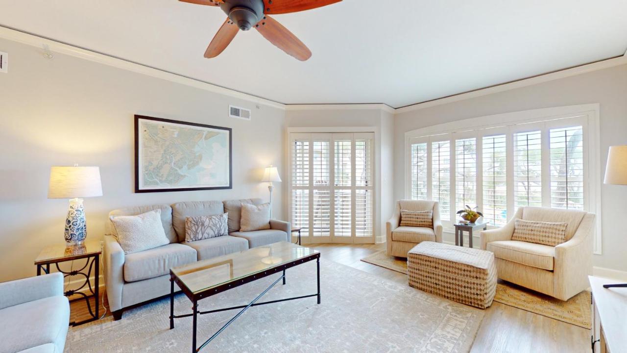  | 5205 Hampton Place South