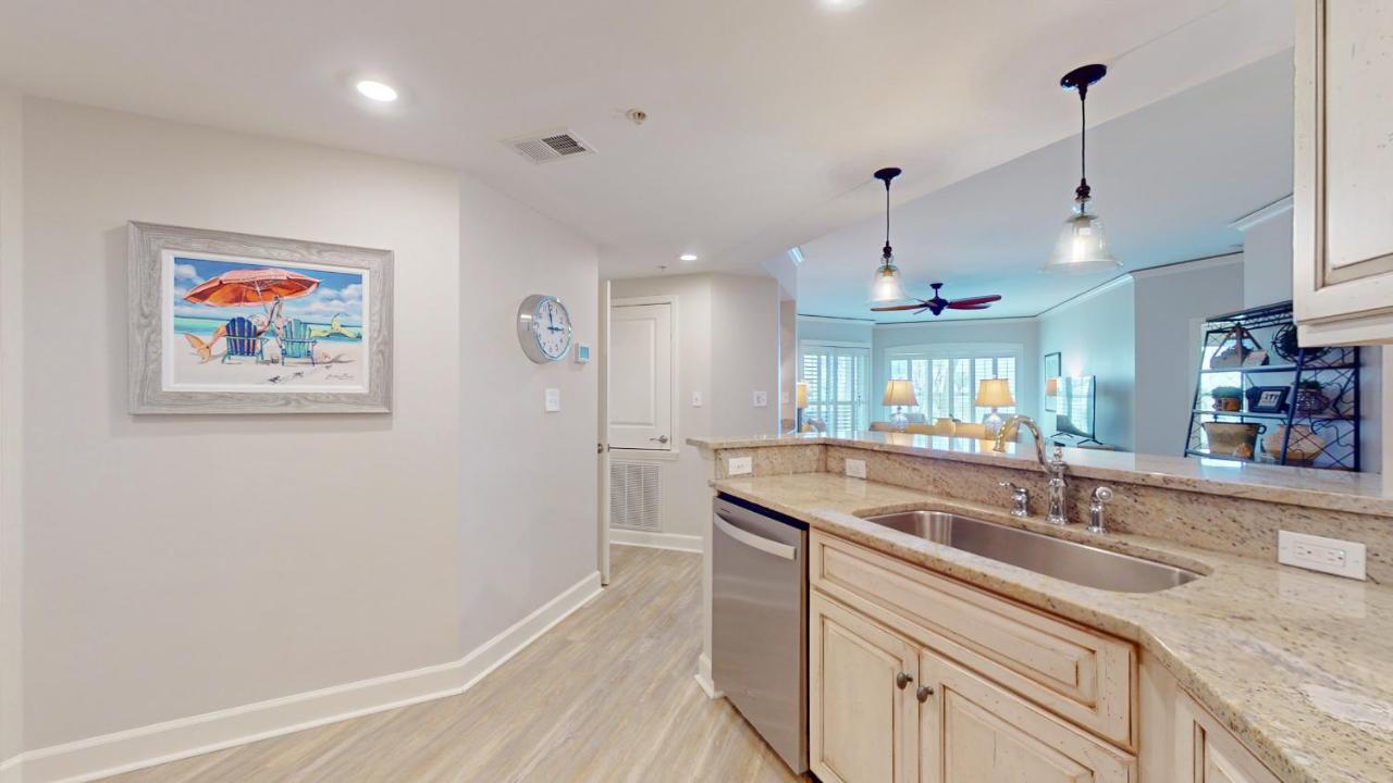  | 5205 Hampton Place South