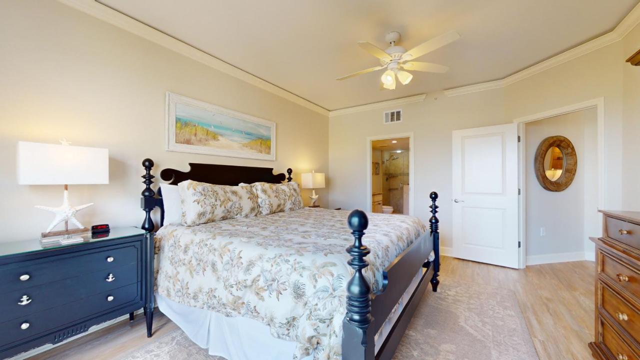  | 5205 Hampton Place South