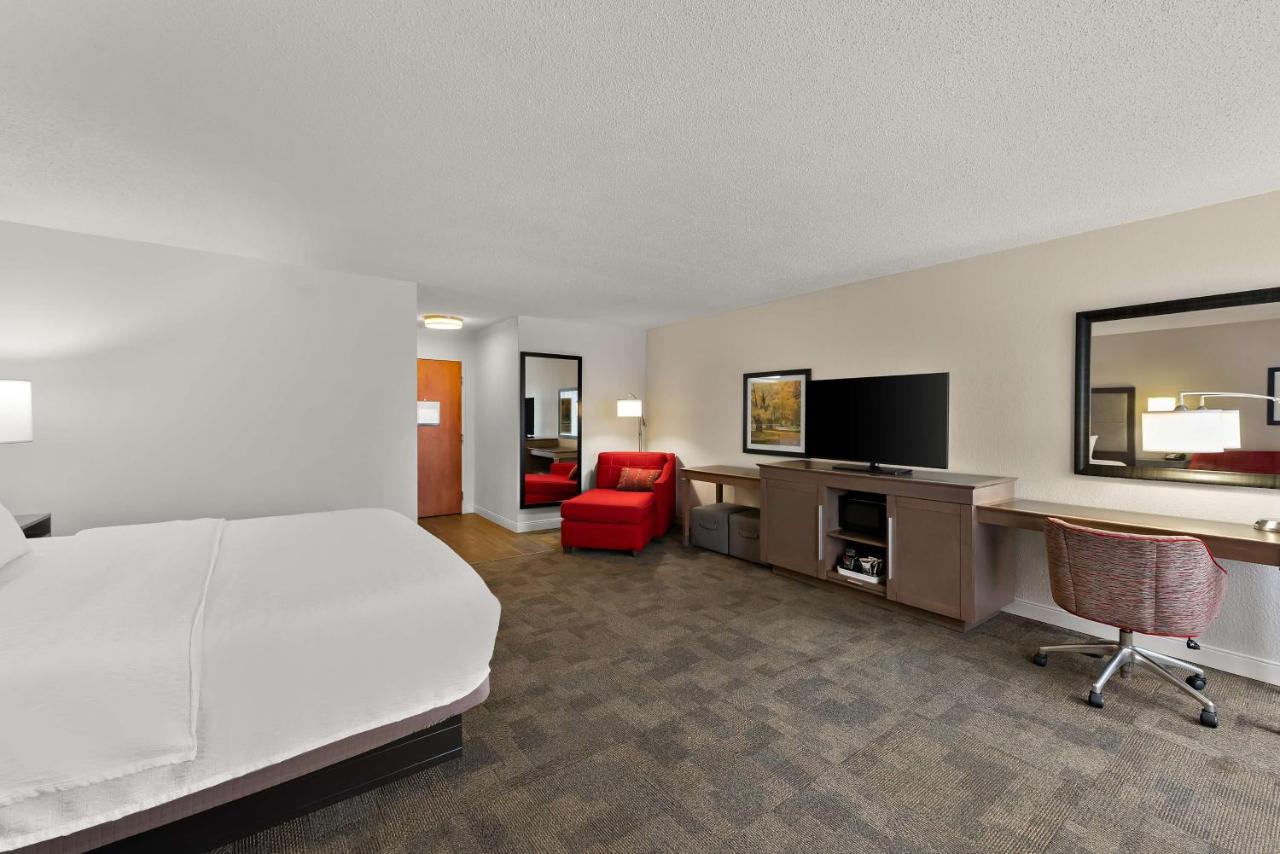 One Bedroom King Suite at Hampton Inn Lancaster