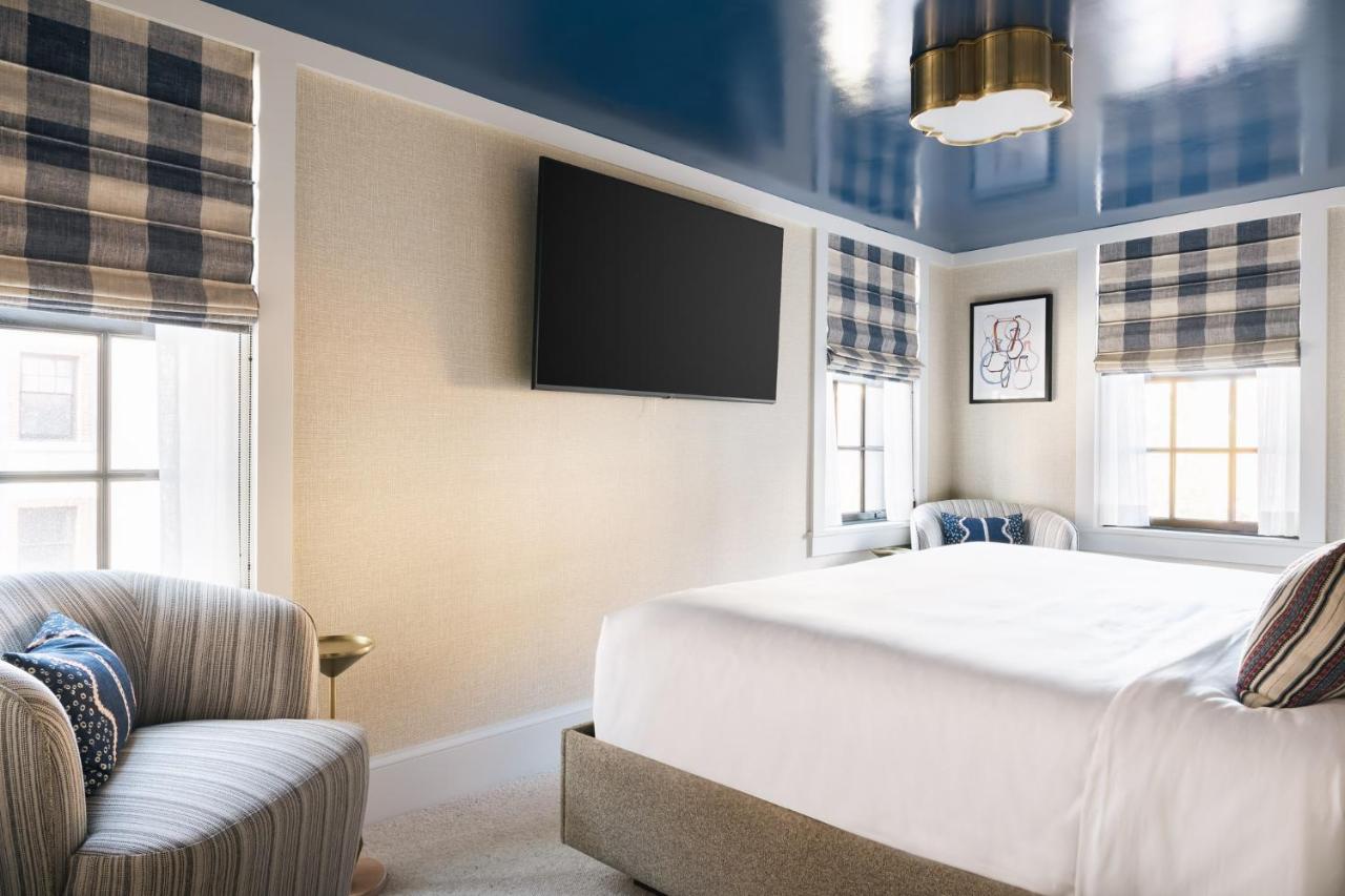 King Room at Beacon Hill Hotel