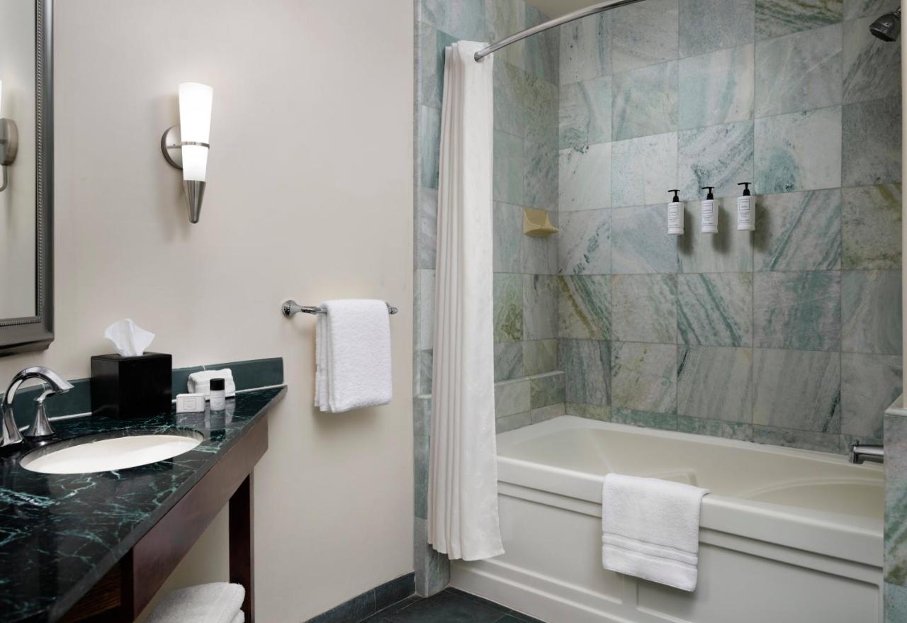 Deluxe King Room at El Colibri Hotel & Spa