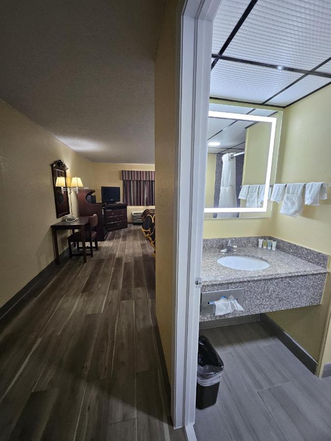 Queen Room with Two Queen Beds - Non-Smoking at Super 8 by Wyndham Clinton
