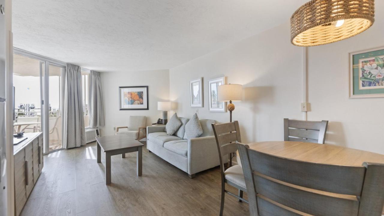 | Caloosa Cove Resort - With Full Kitchens
