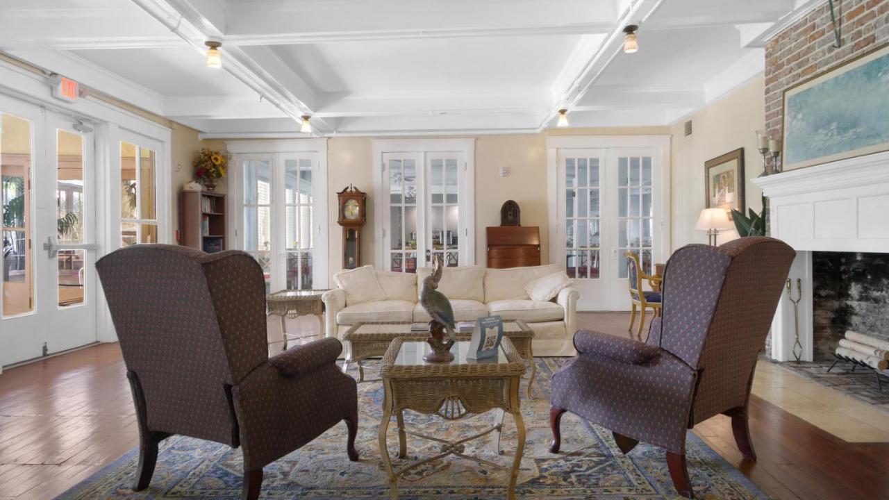 | Crystal Bay Historic Hotel