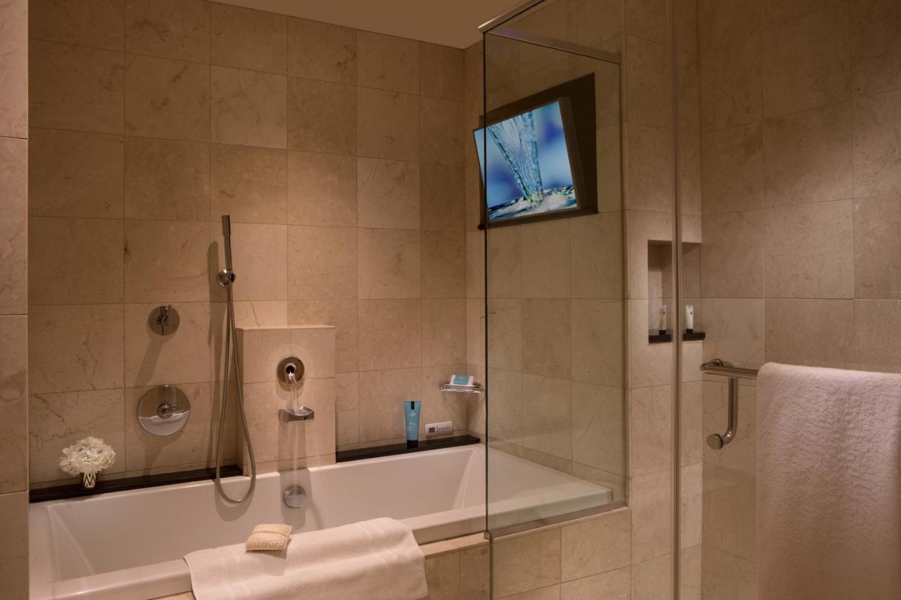 Room #2185146 at Millennium Hotel Knickerbocker Chicago