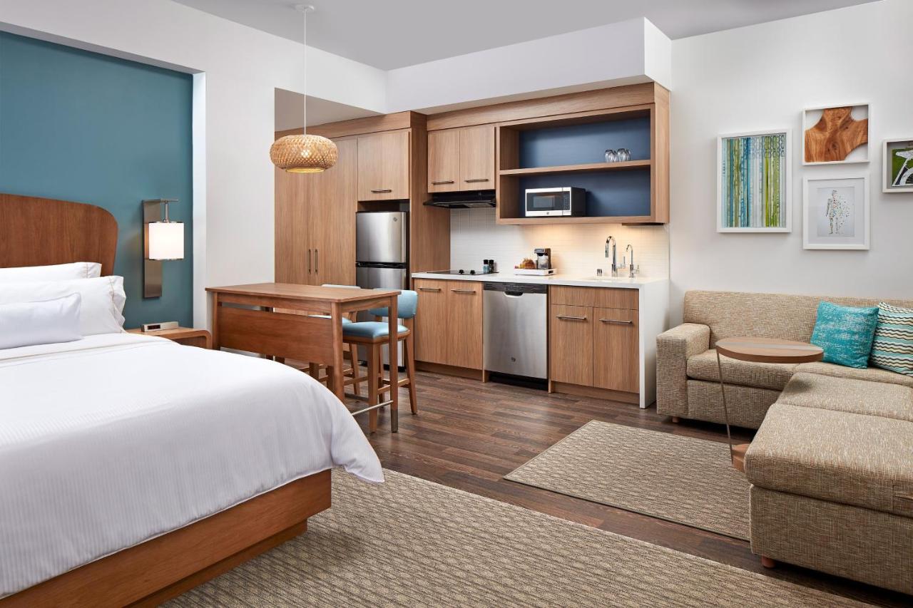 Guest room, 1 King, Sofa bed at Element by Marriott Santa Clara