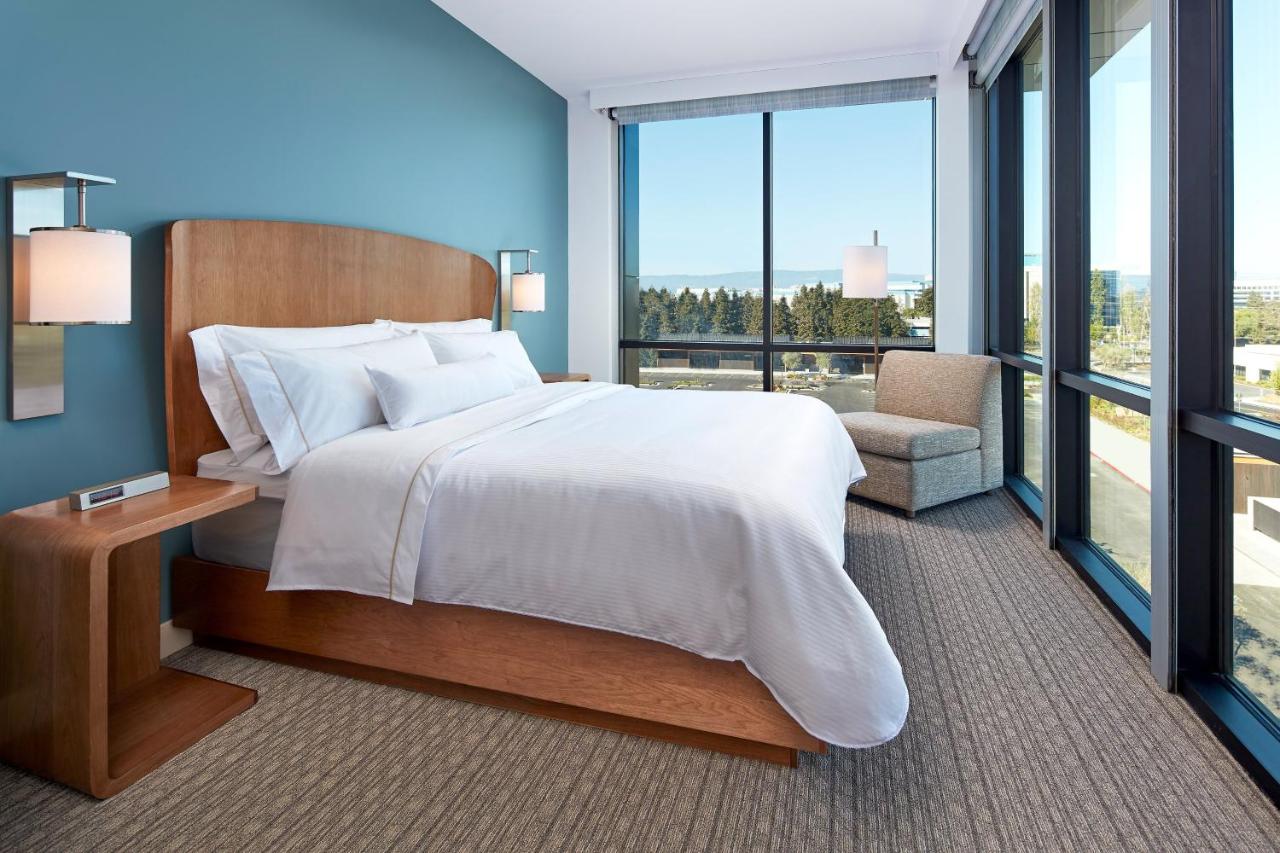 Suite, 1 King, Sofa bed, Corner room at Element by Marriott Santa Clara