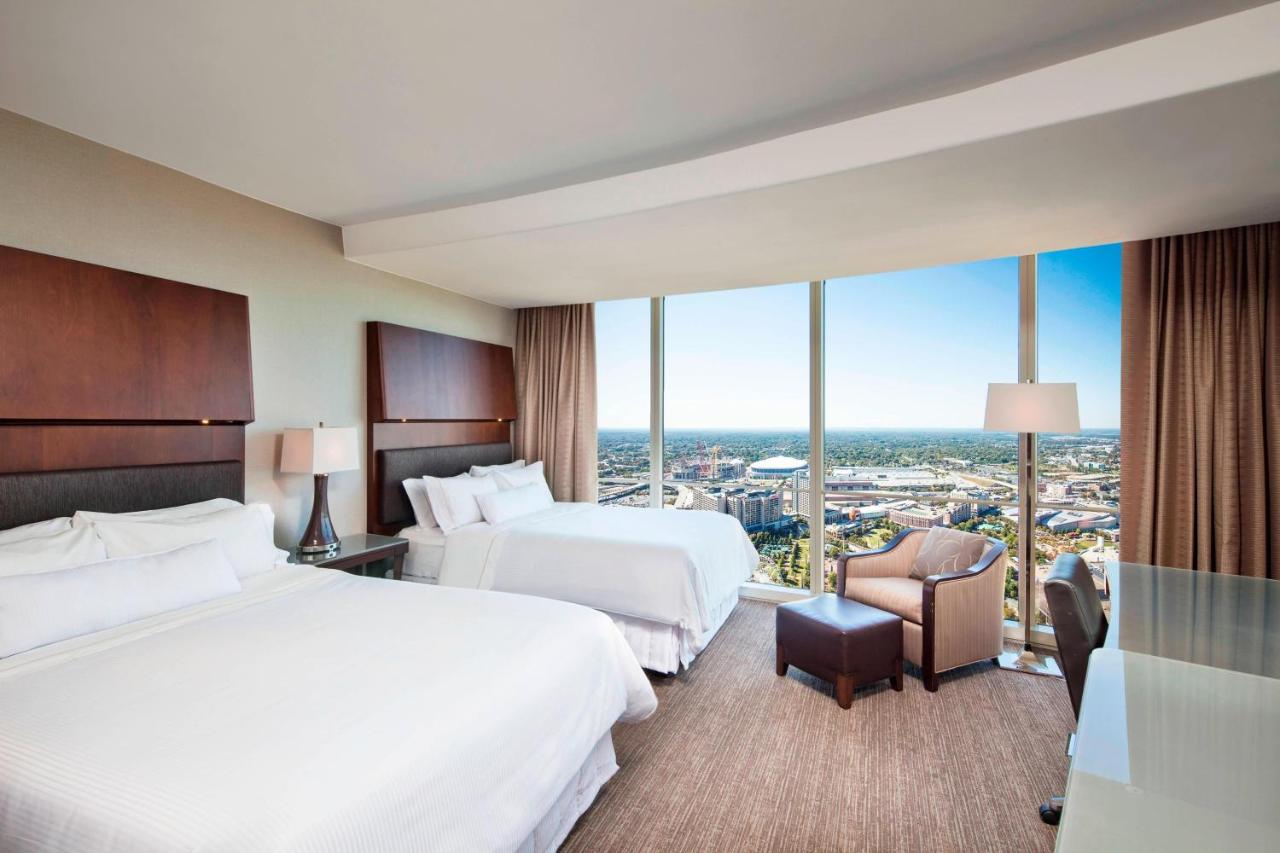 Guest room, 2 Queen, Limited view, Mid floor at The Westin Peachtree Plaza, Atlanta