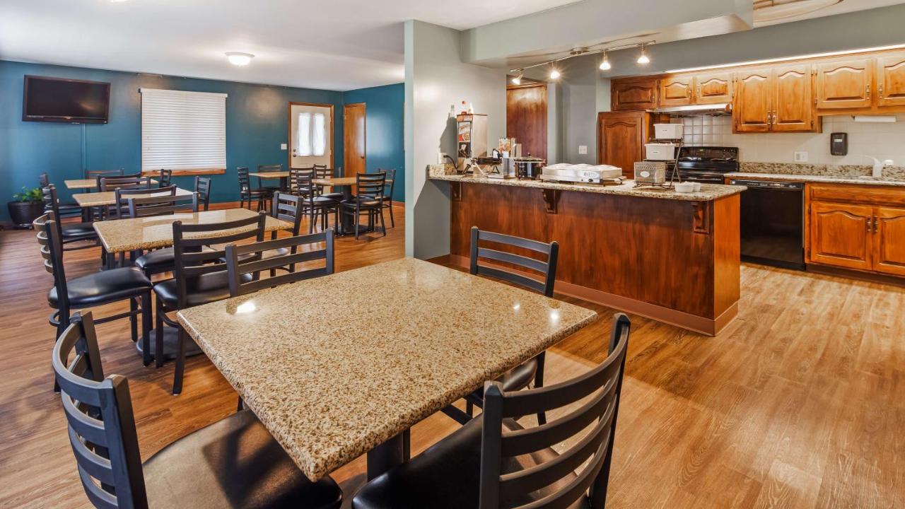 | SureStay Hotel by Best Western Cameron
