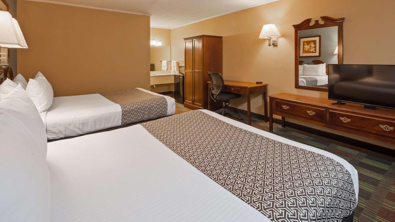  | SureStay Hotel by Best Western Cameron