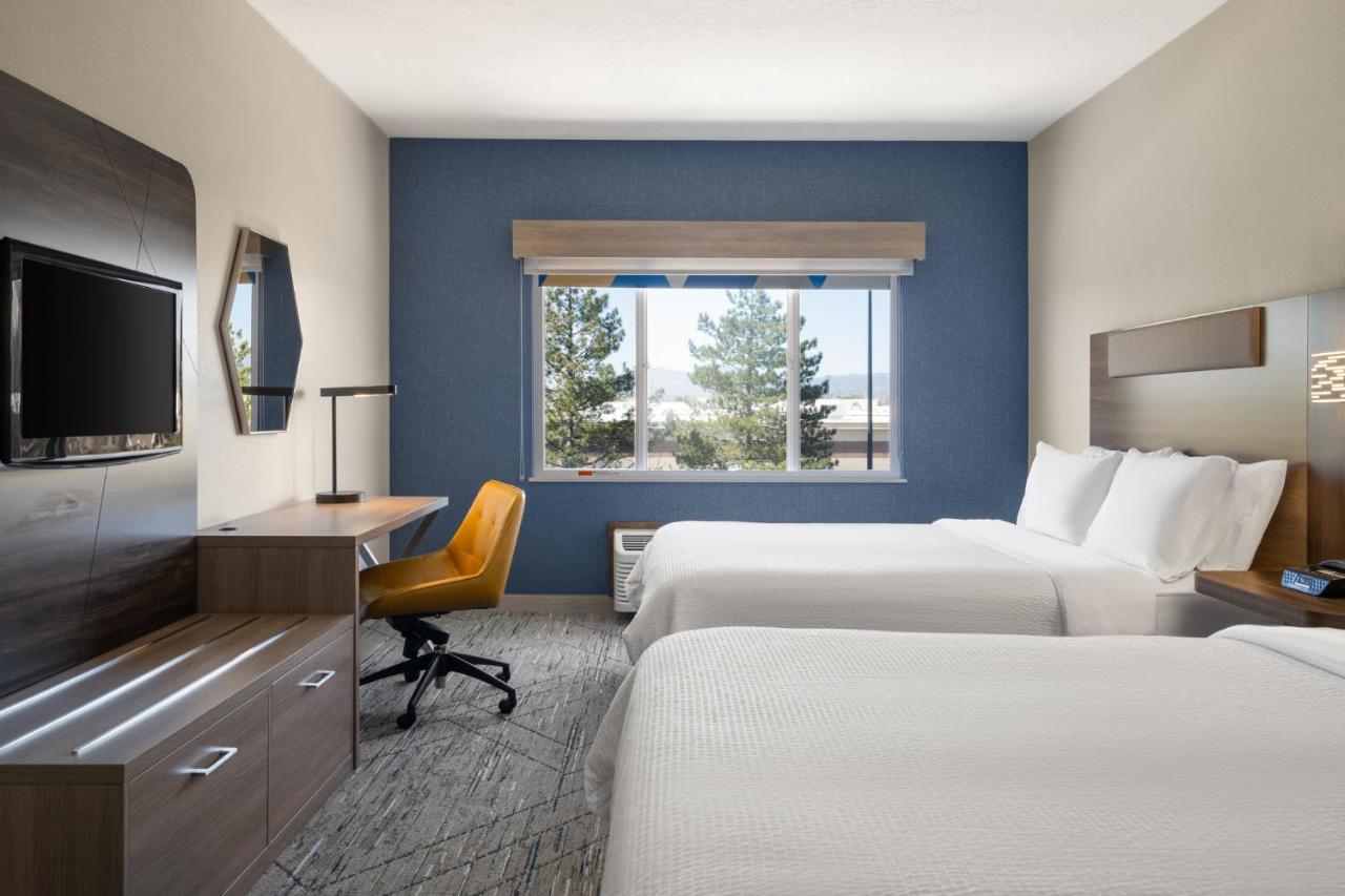 Two-Bedroom Queen Suite with Two Queen Beds at Holiday Inn Express & Suites American Fork - North Provo by IHG