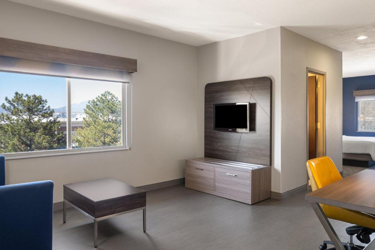 | Holiday Inn Express & Suites American Fork - North Provo, an IHG Hotel