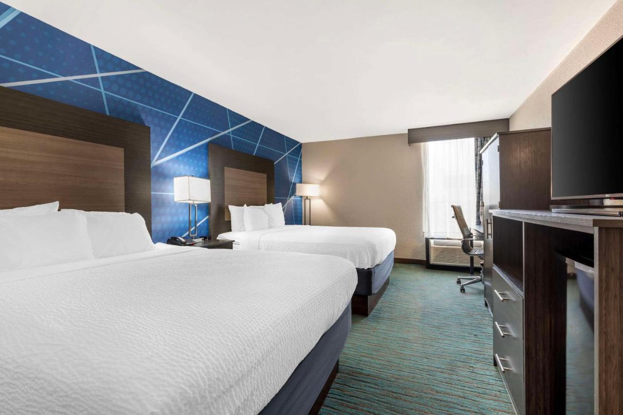 | Best Western Plus Dallas Love Field North Hotel