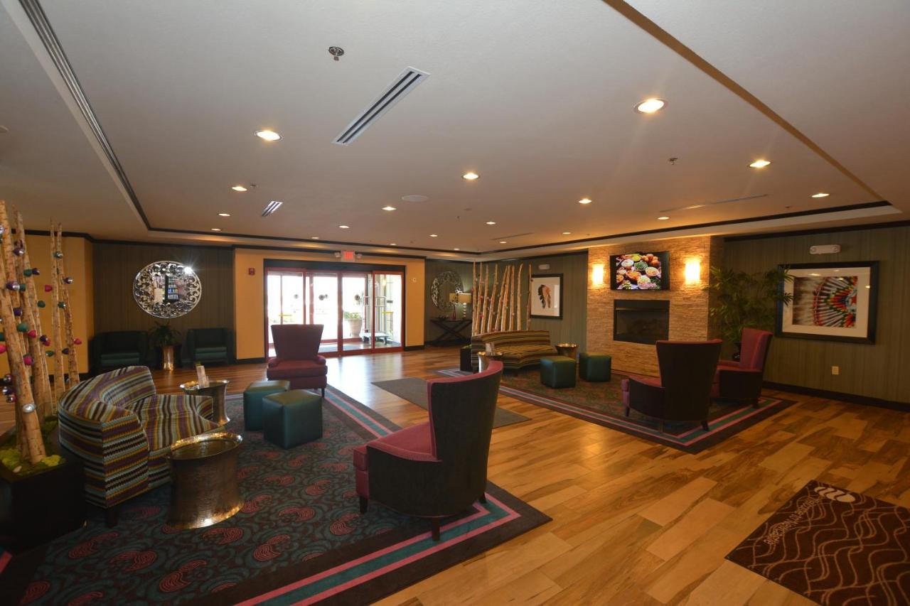 | Comfort Inn & Suites Newcastle - Oklahoma City