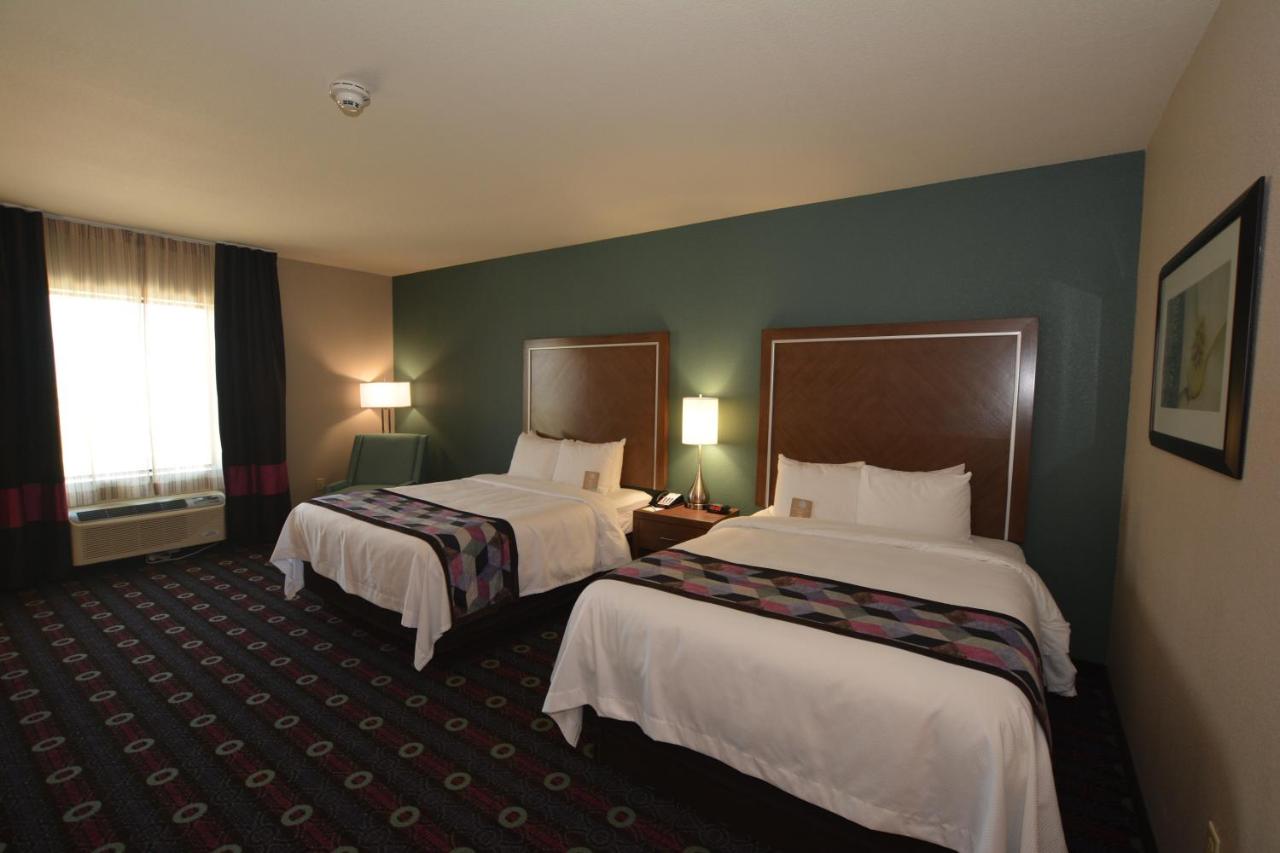 | Comfort Inn & Suites Newcastle - Oklahoma City