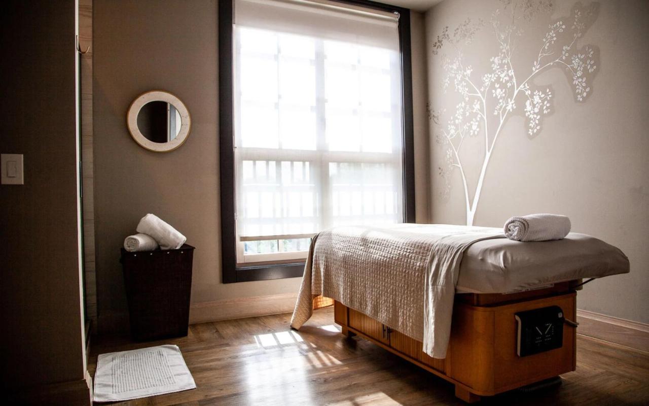 | Delamar West Hartford