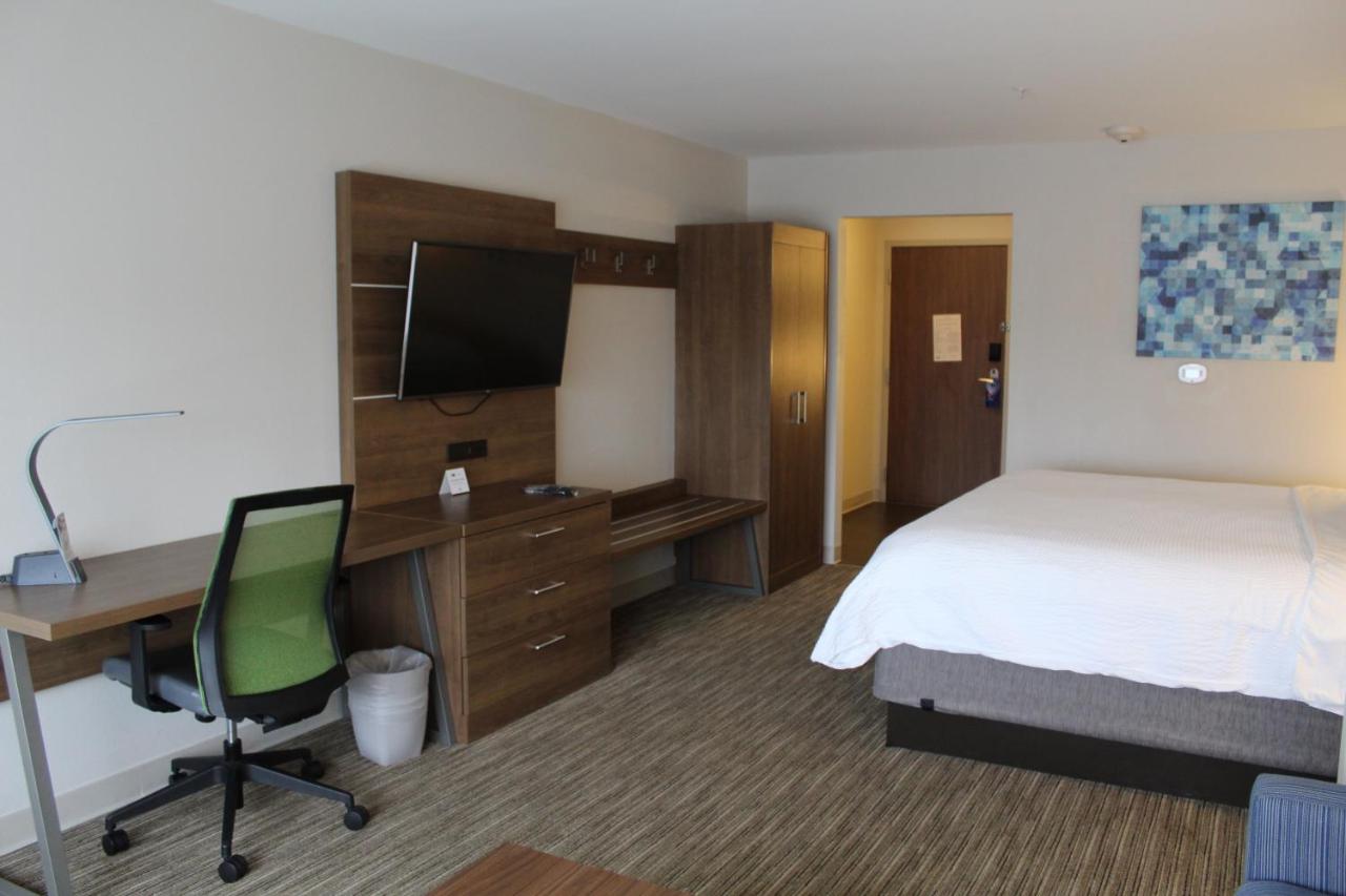 | Holiday Inn Express and Suites Gettysburg, an IHG Hotel