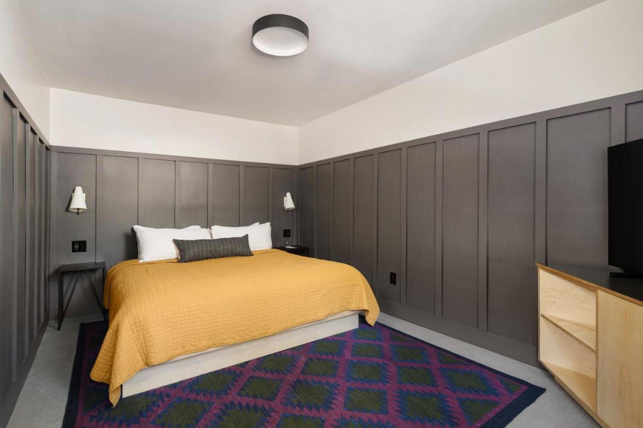 One-Bedroom Suite at The Coachman Hotel