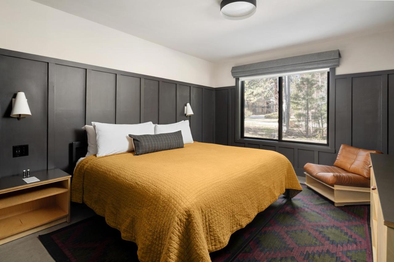King Room - Disability Access at The Coachman Hotel