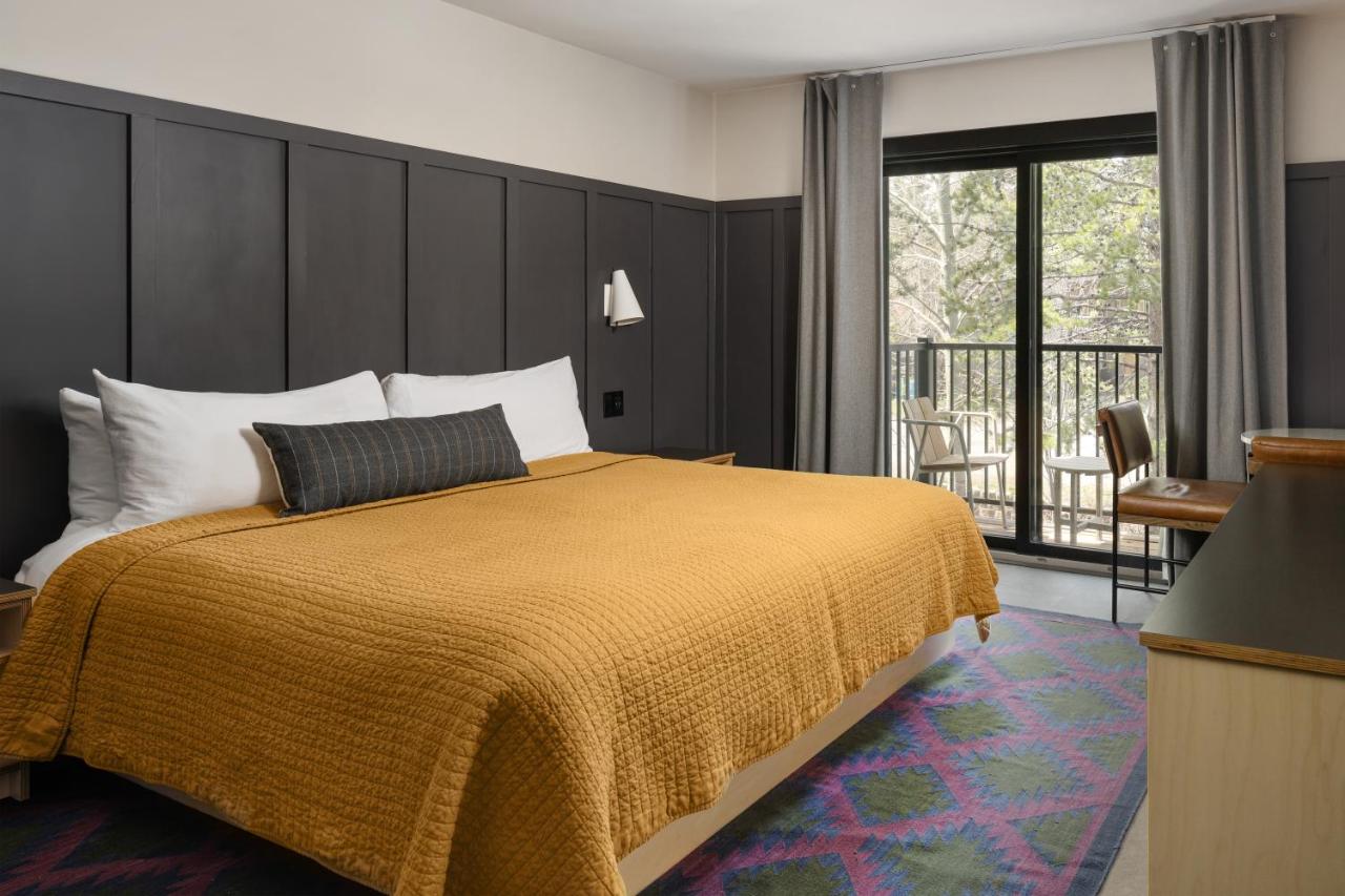 King Room with Balcony at The Coachman Hotel