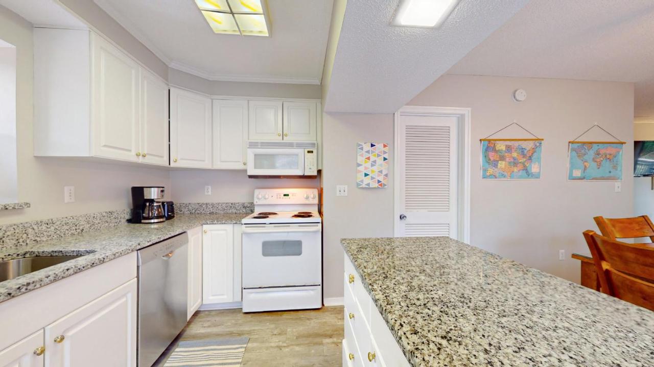  | 37 Hickory Cove