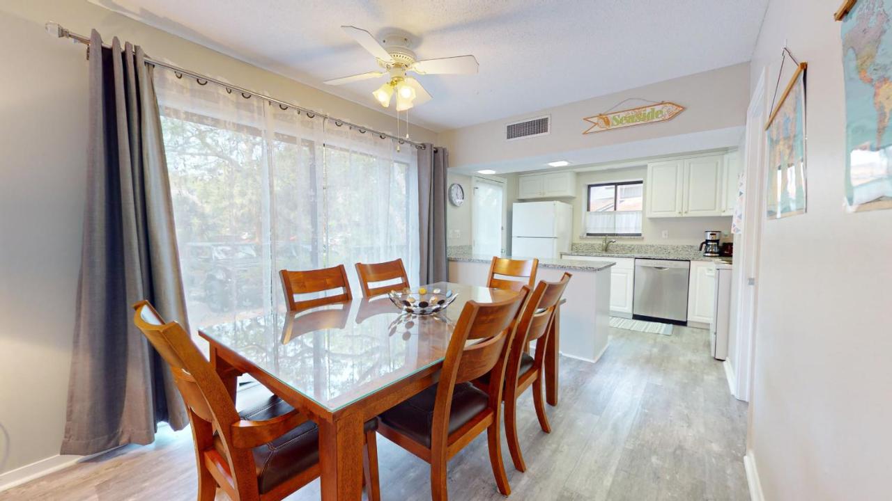  | 37 Hickory Cove