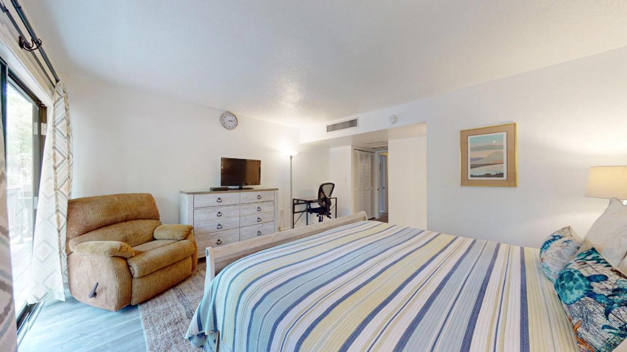  | 37 Hickory Cove
