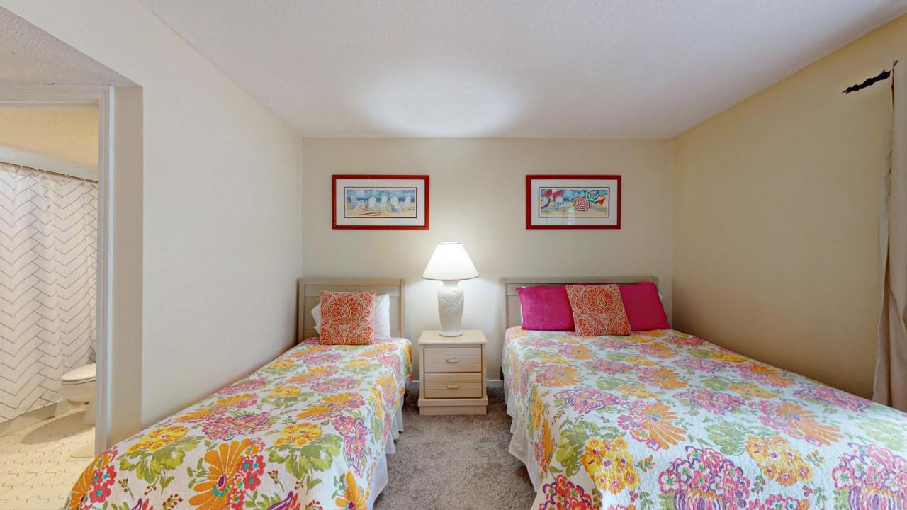  | 37 Hickory Cove