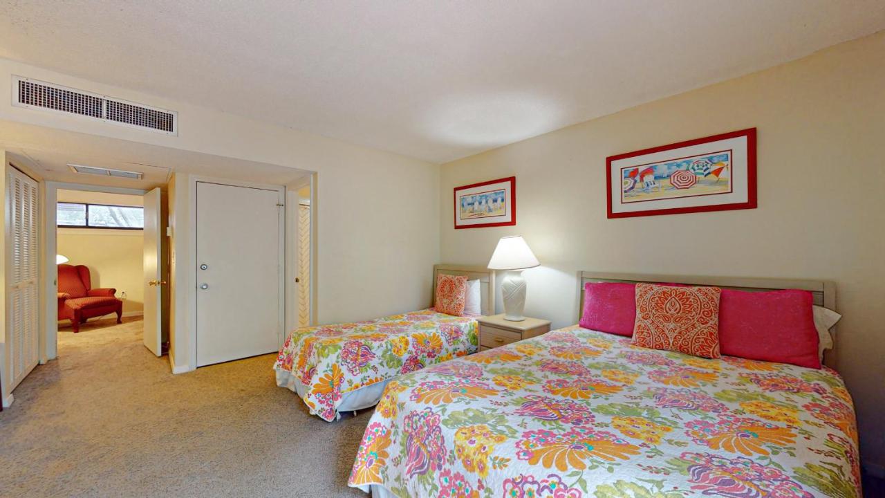  | 37 Hickory Cove