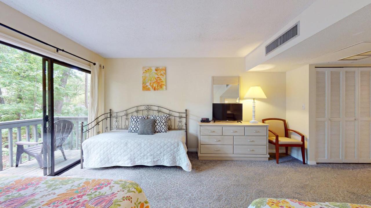  | 37 Hickory Cove