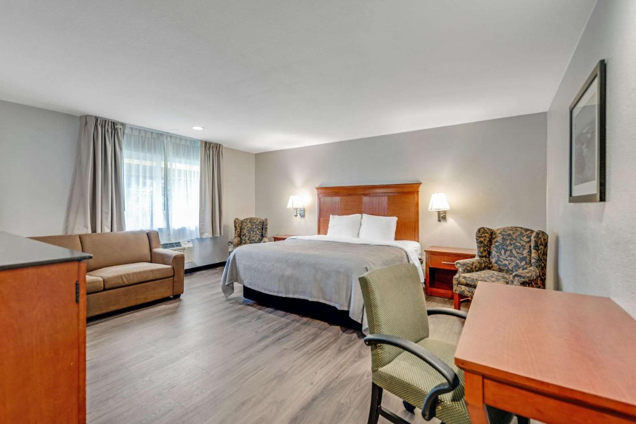 King Room - Non-Smoking at Quality Inn Santa Cruz Downtown Area