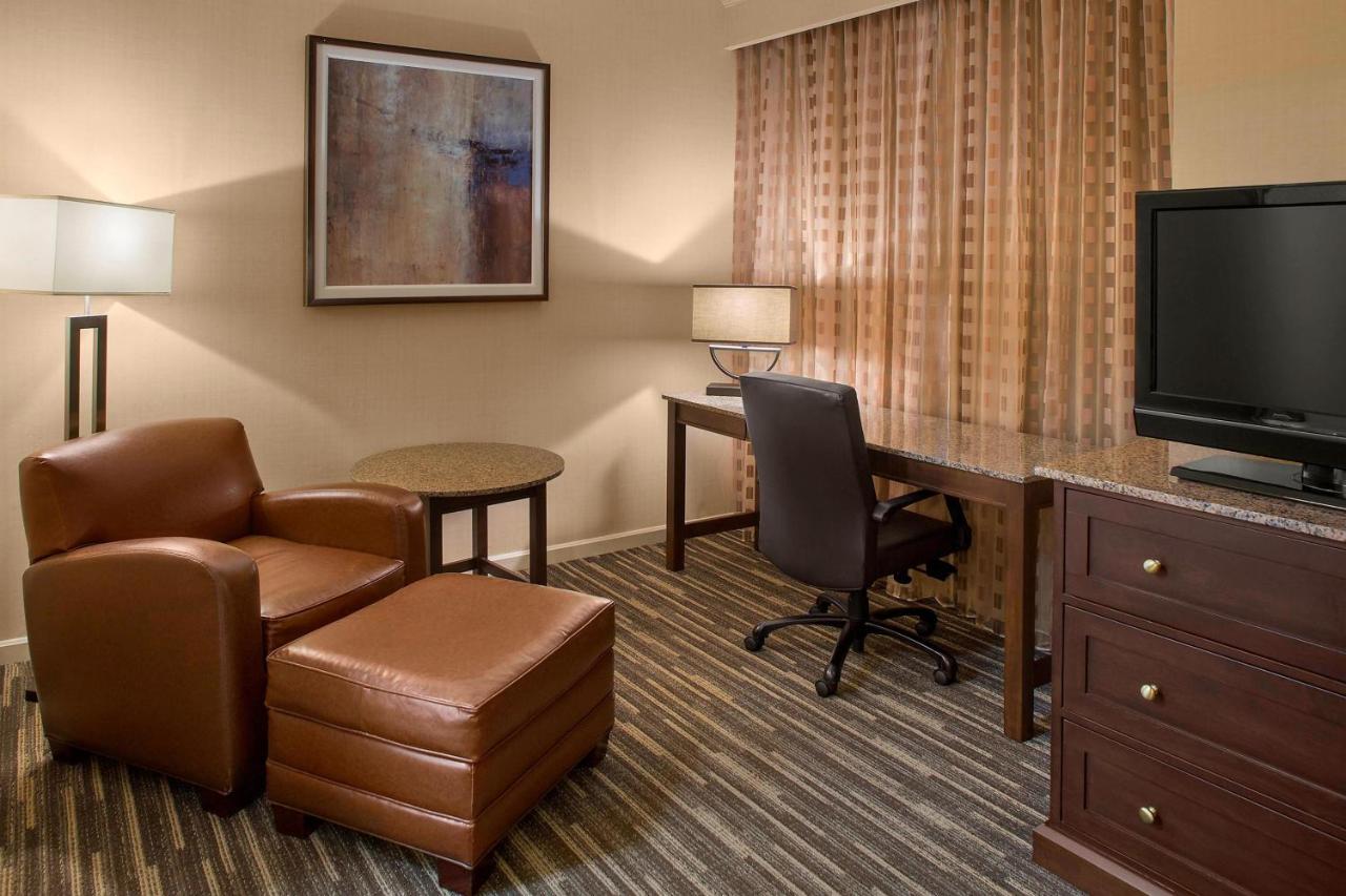 | Sheraton Suites Akron Cuyahoga Falls
