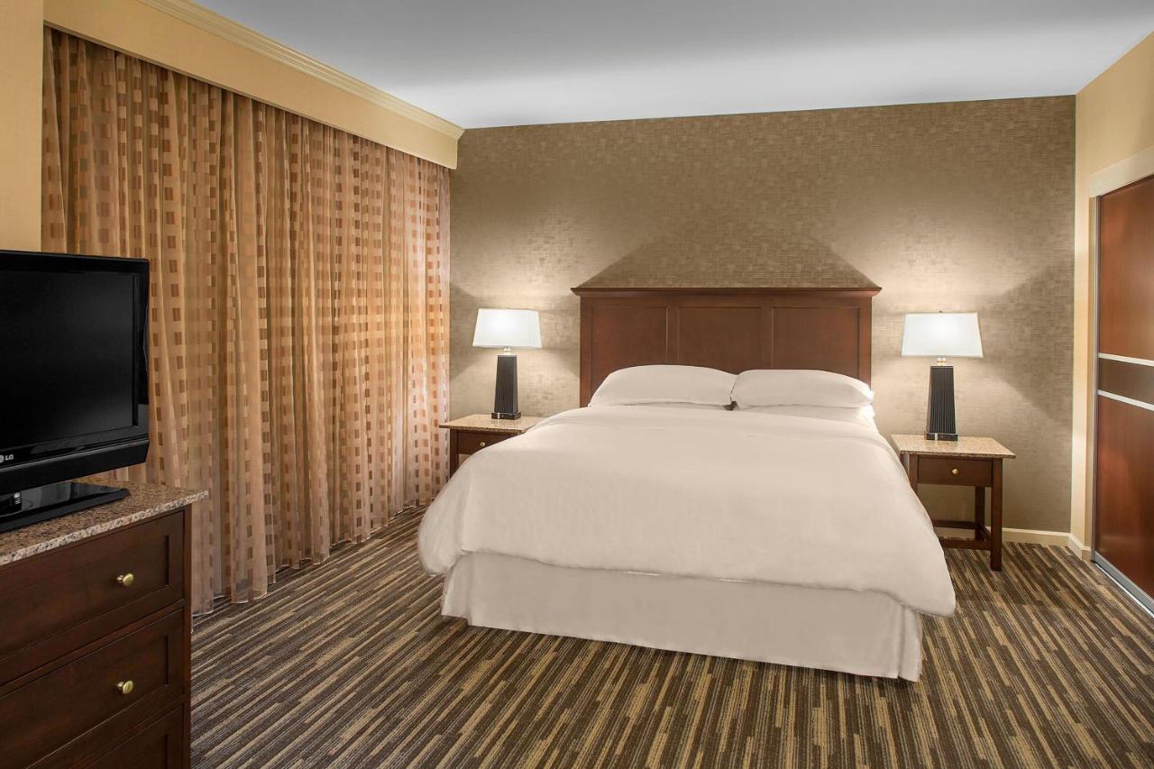 | Sheraton Suites Akron Cuyahoga Falls
